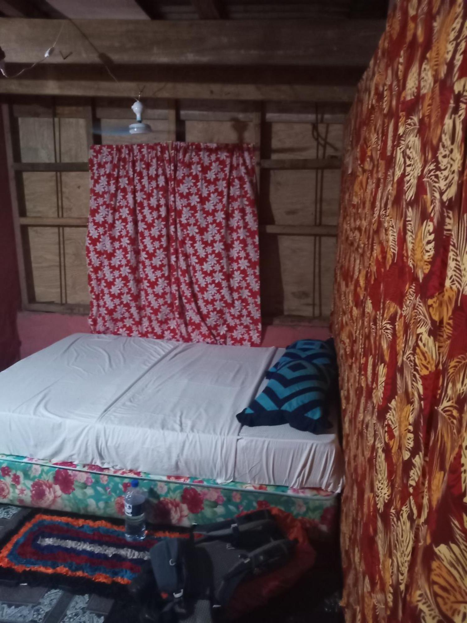 Lusis Homestay เลาโตกา ภายนอก รูปภาพ