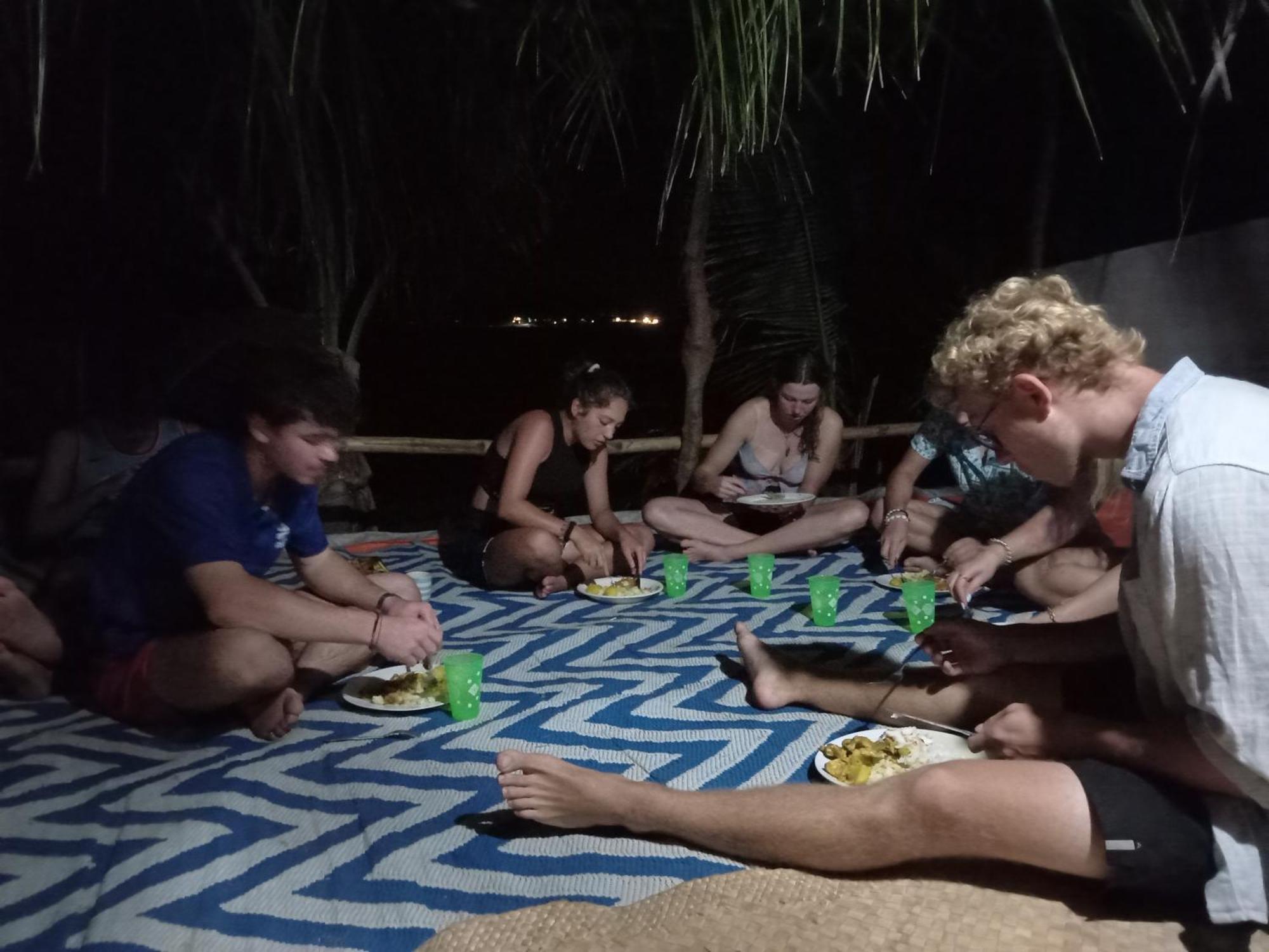 Lusis Homestay เลาโตกา ภายนอก รูปภาพ