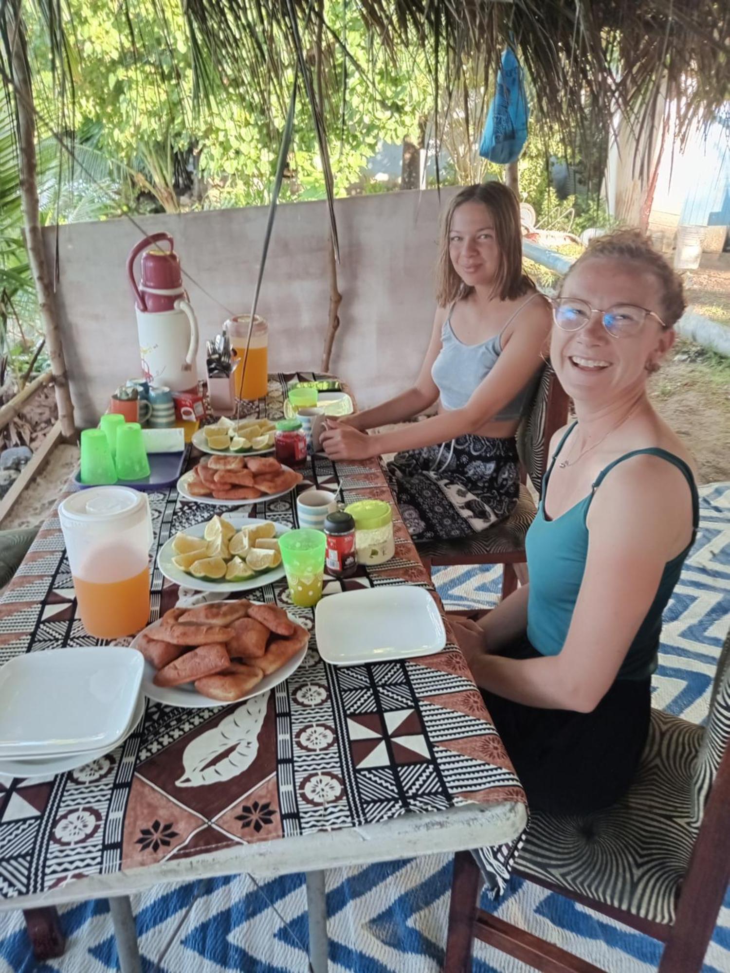 Lusis Homestay เลาโตกา ภายนอก รูปภาพ